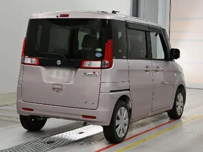 Suzuki Spacia