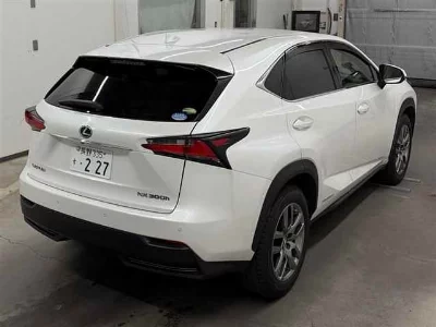 Lexus NX300h