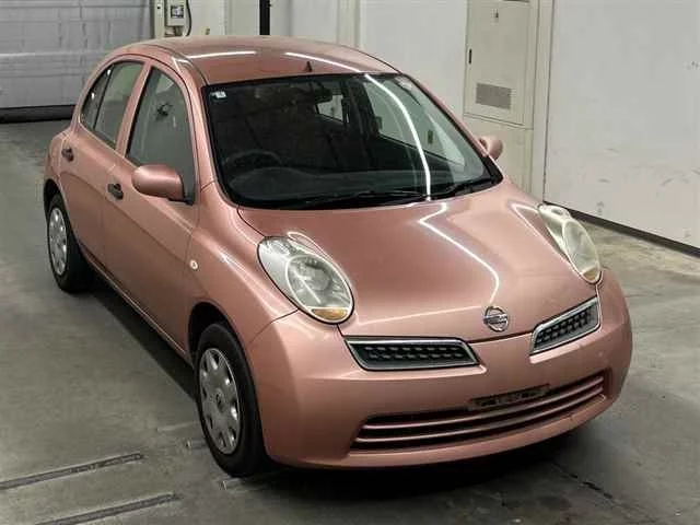 Nissan March  с аукциона в Японии