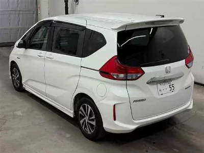 HONDA FREED HYBRID