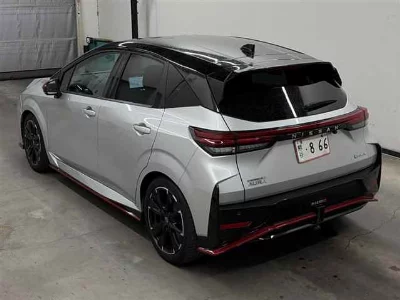 NISSAN AURA