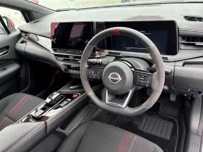 NISSAN AURA