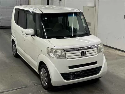 HONDA N BOX +