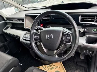 HONDA STEPWGN SPADA
