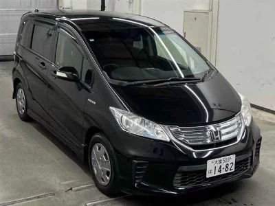 HONDA FREED HYBRID
