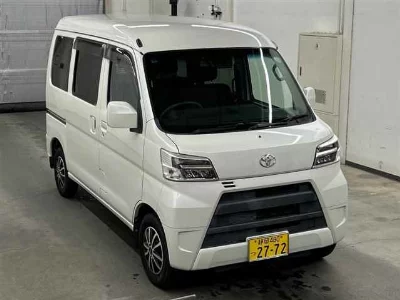 Toyota Pixis Van