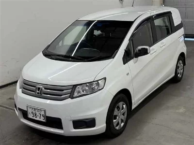 HONDA FREED SPIKE