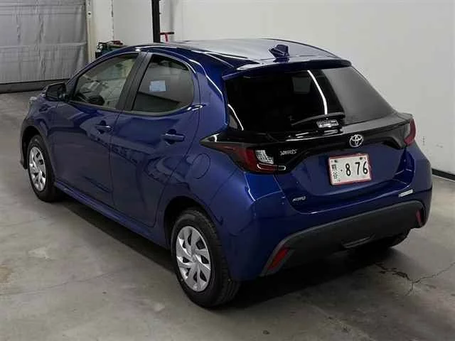 Toyota Yaris  с аукциона в Японии
