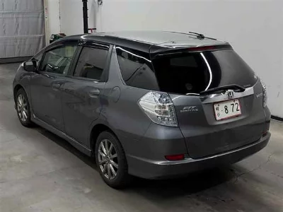 HONDA FIT SHUTTLE HYBRID