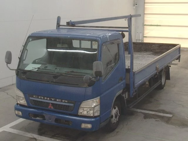 Mitsubishi Fuso Canter  с аукциона в Японии