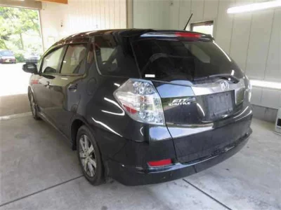 HONDA FIT SHUTTLE
