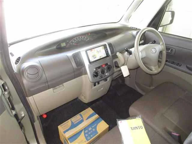 Daihatsu Tanto  с аукциона в Японии