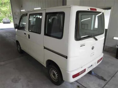 Toyota Pixis Van