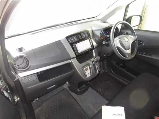 Daihatsu Move  с аукциона в Японии