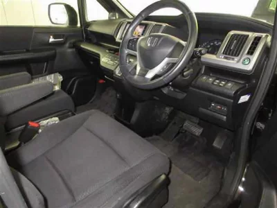 HONDA STEPWGN SPADA