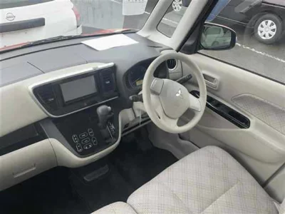 Mitsubishi eK X Space