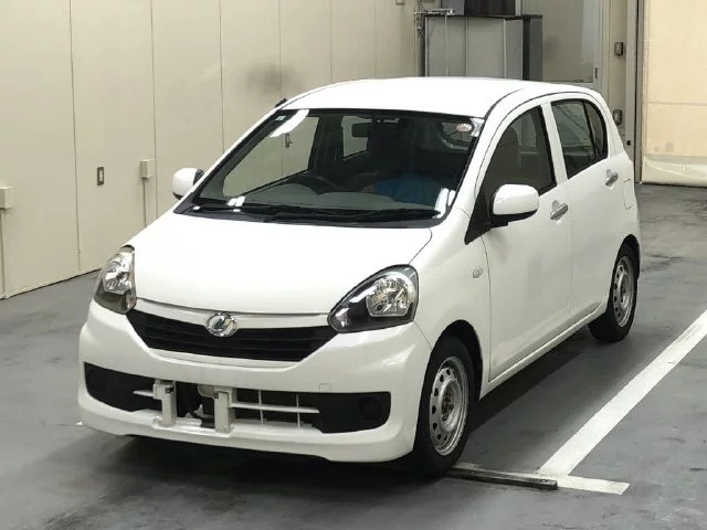 Daihatsu Mira e:S  с аукциона в Японии