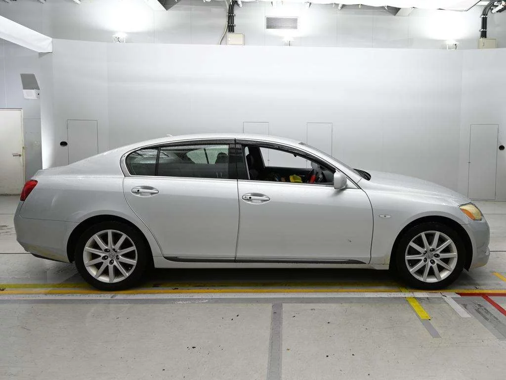 Lexus GS  с аукциона в Японии