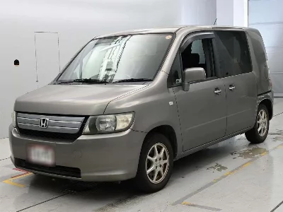 HONDA MOBILIO SPIKE