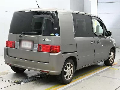 HONDA MOBILIO SPIKE
