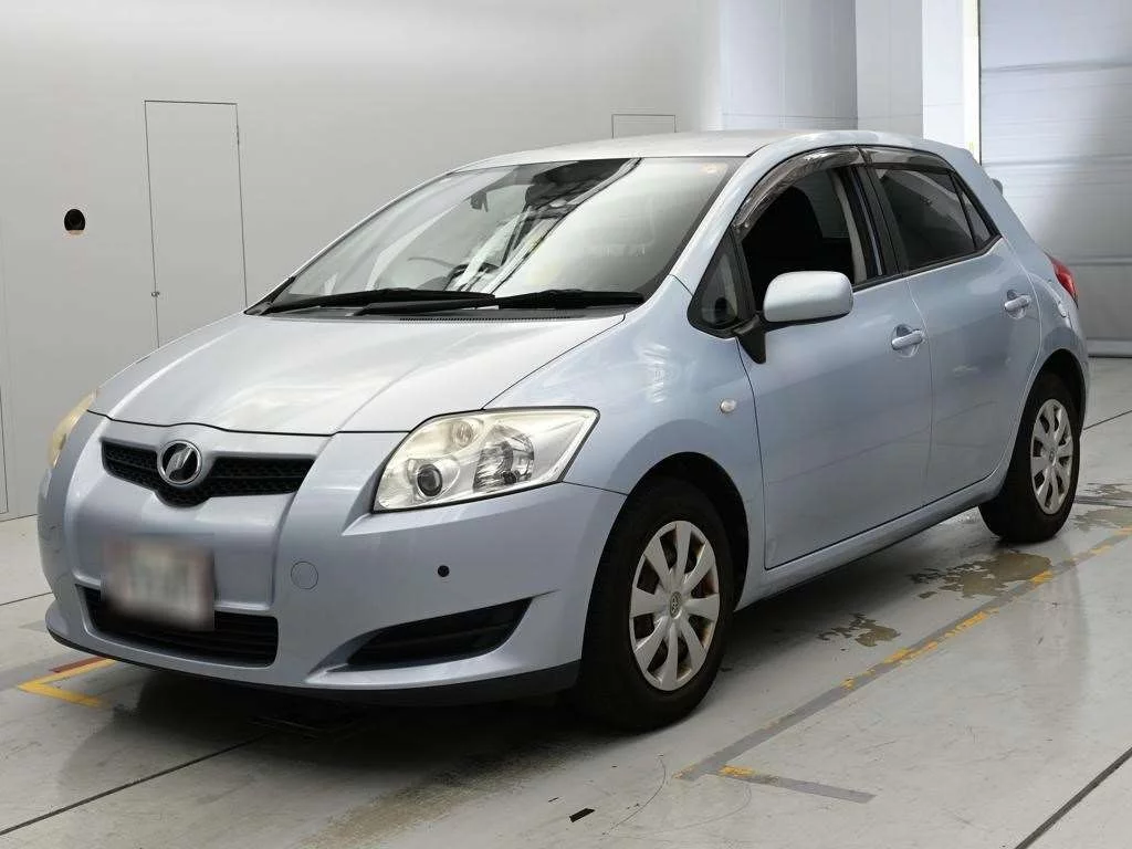 Toyota Auris  с аукциона в Японии