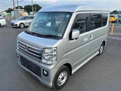 NISSAN NV100 CLIPPER RIO