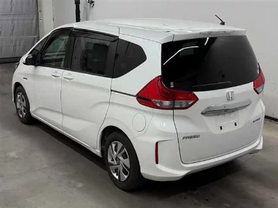 HONDA FREED HYBRID
