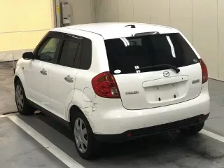 Mazda Verisa