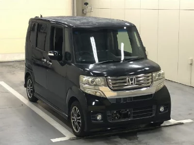 HONDA N BOX CUSTOM