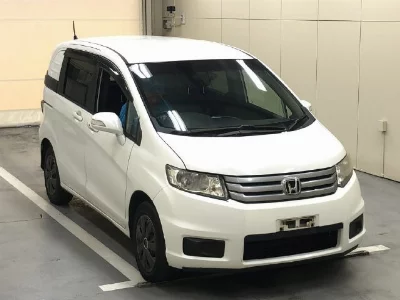 Honda Freed Spike