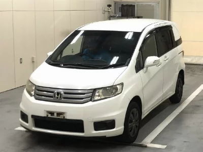 Honda Freed Spike