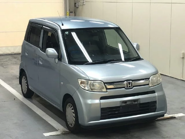 Honda Zest  с аукциона в Японии