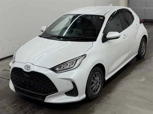 Toyota Yaris  с аукциона в Японии