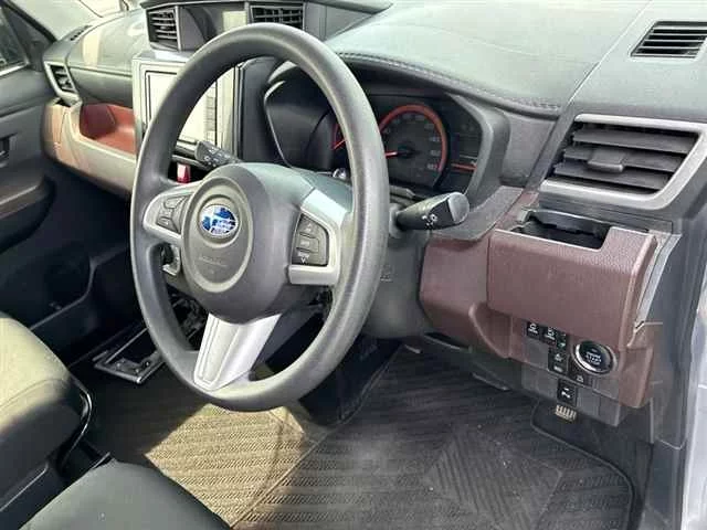 Subaru Justy  с аукциона в Японии