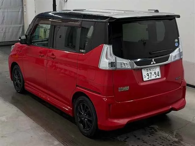 Mitsubishi Delica D:2  с аукциона в Японии