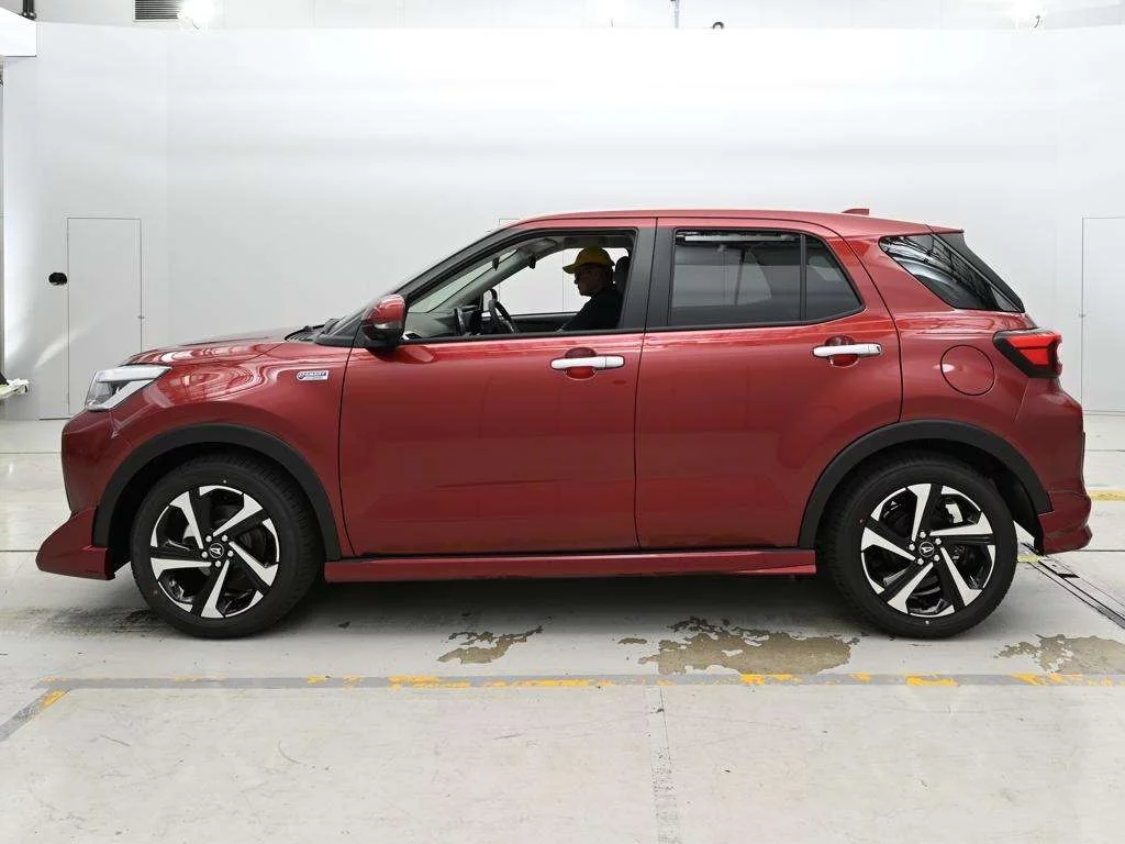 Daihatsu Rocky  с аукциона в Японии