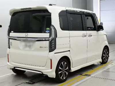 HONDA N BOX CUSTOM
