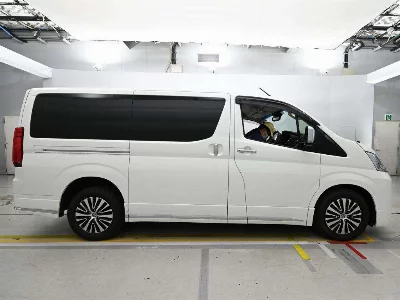 TOYOTA GRANACE