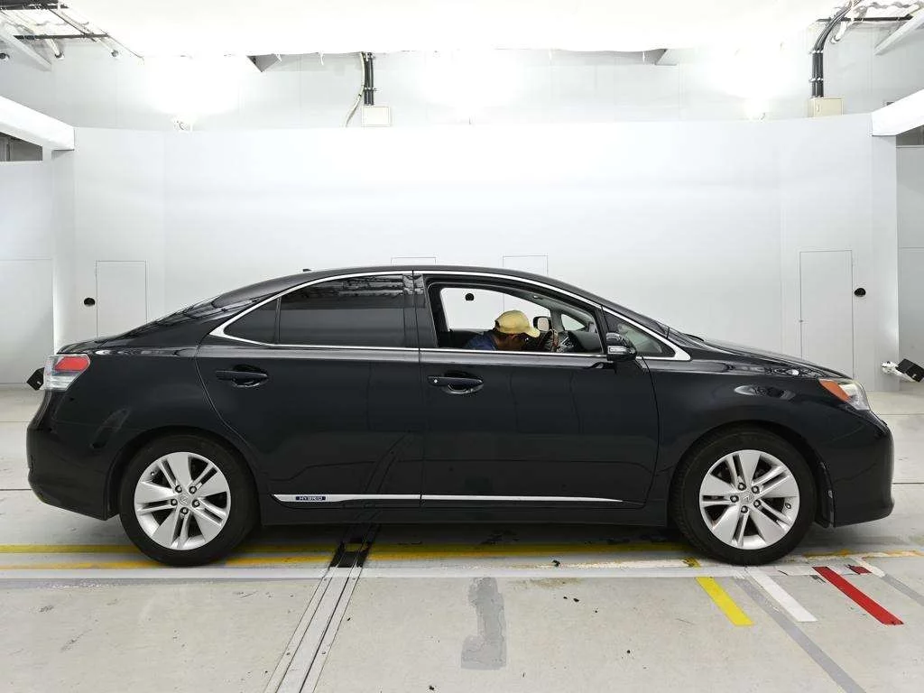 Lexus HS250h  с аукциона в Японии