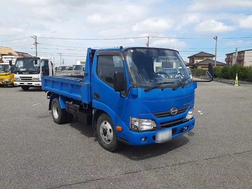Hino Dutro  с аукциона в Японии