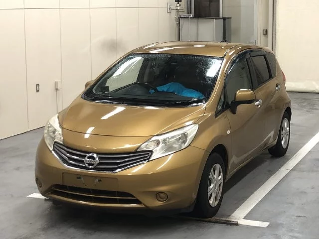 Nissan Note  с аукциона в Японии