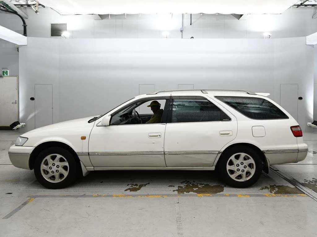 Toyota CAMRY GRACIA STATION WAGON  с аукциона в Японии