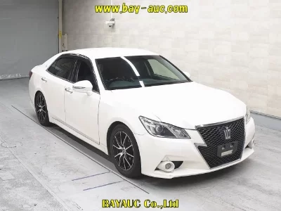 TOYOTA CROWN HYBRID