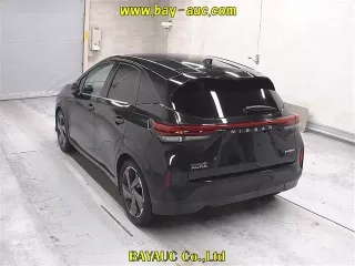 Nissan Aura