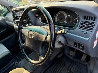 Toyota Lite Ace Noah