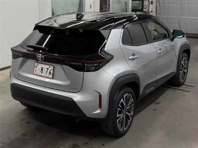 TOYOTA YARIS CROSS