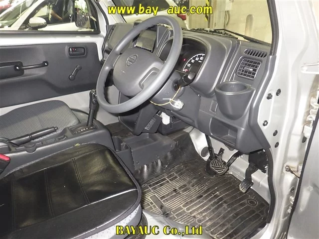 Nissan NT100 Clipper  с аукциона в Японии