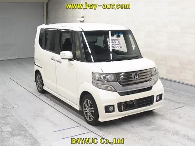 Honda N BOX CUSTOM