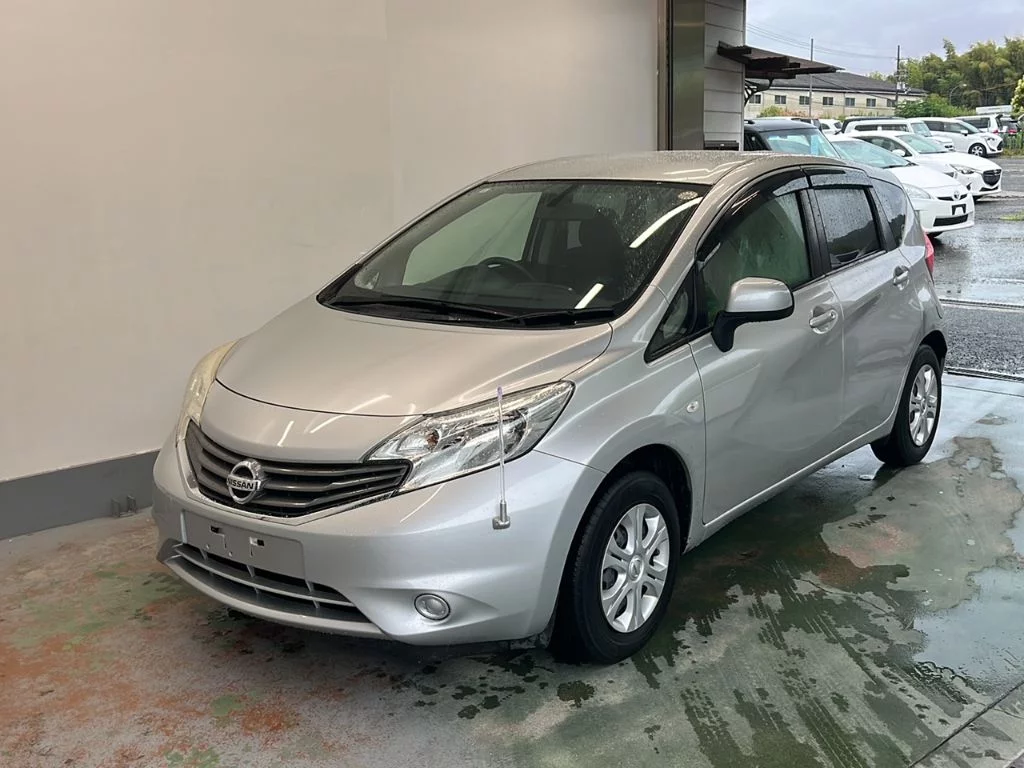 Nissan Note  с аукциона в Японии
