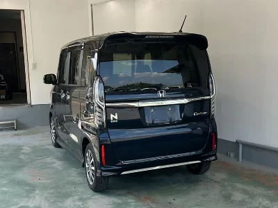 Honda N BOX CUSTOM